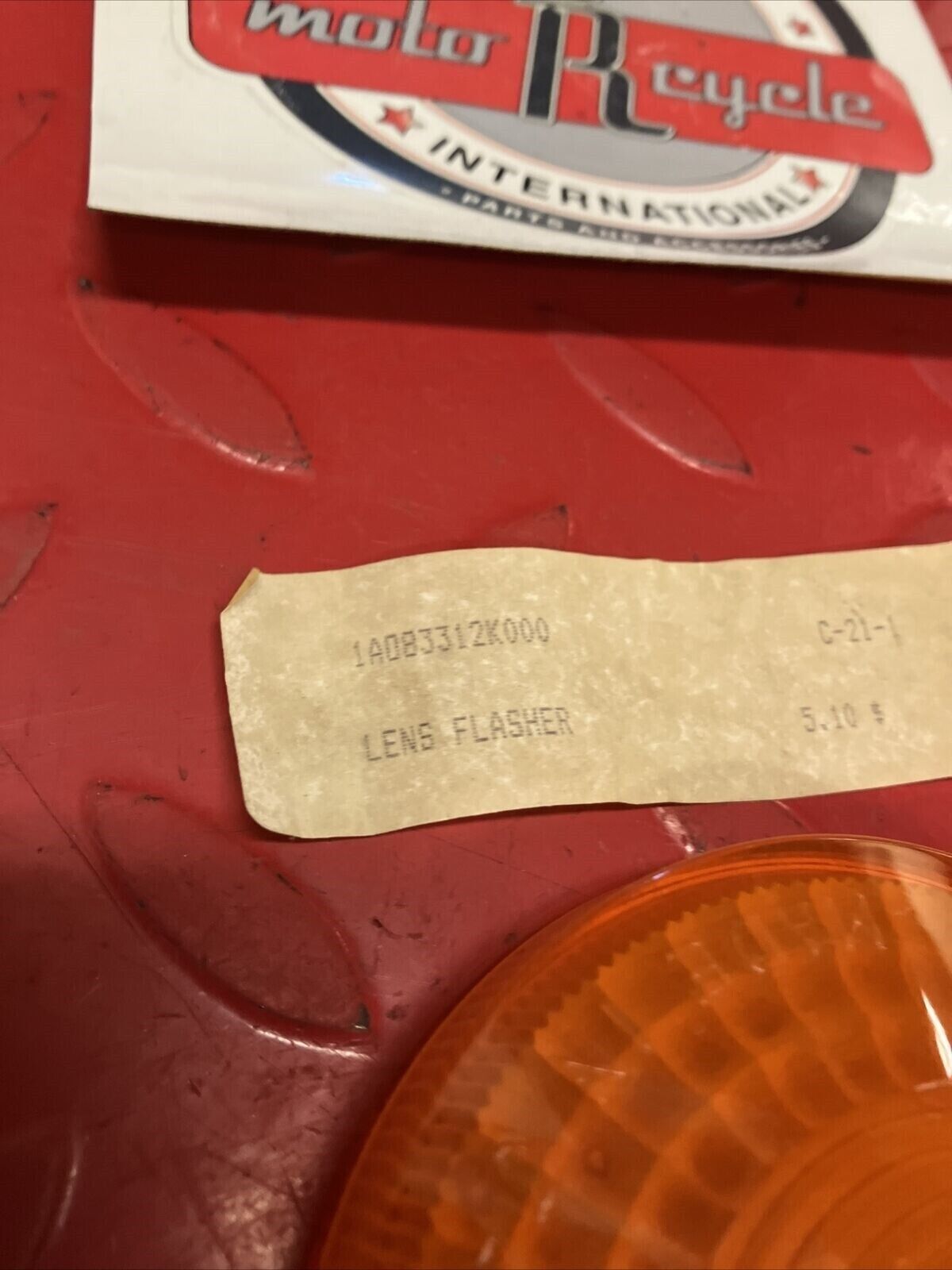 NOS YAMAHA TURN SIGNAL FLASHER LENS 1A0-83312-K0-00 SUB BY 341-83312-70-00 Y60