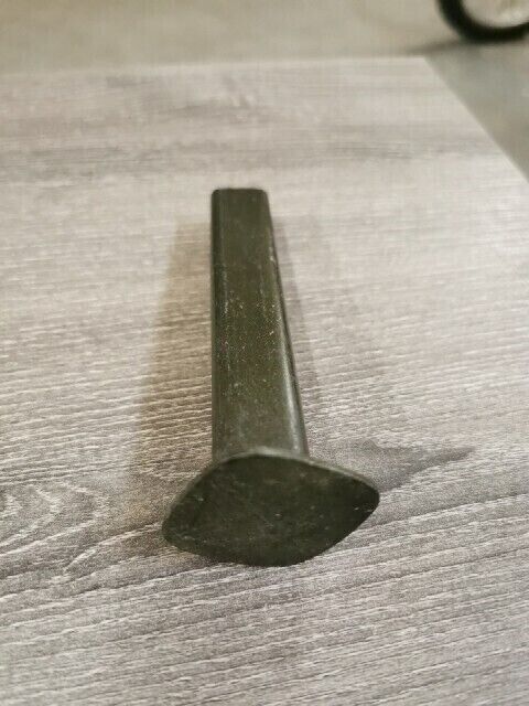 NOS YAMAHA SR250 SR500 TX650 XJ550R XJ600 FOOTREST REAR 447-27441-00-00 Y191