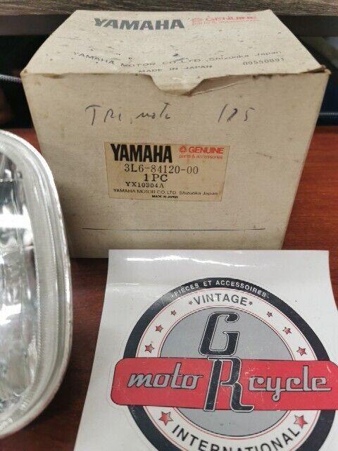 NOS Yamaha YT125 YT175 HEADLIGHT LENS 3L6-84120-00-00 Y124