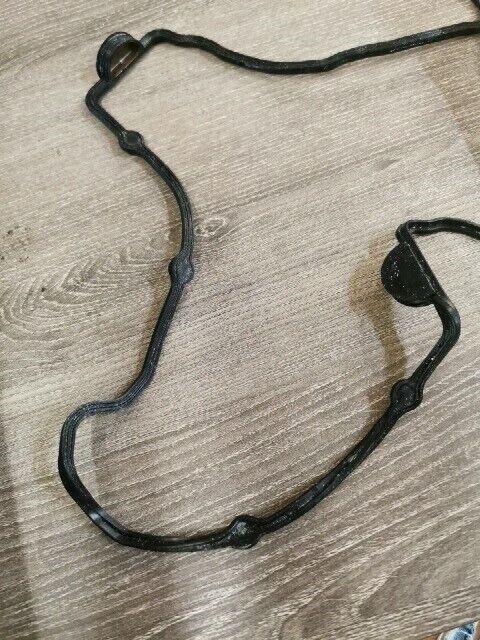 NOS YAMAHA XJ900R XJ900 1983 - 1992 GASKET HEAD COVER 1 31A-11193-00-00 Y188