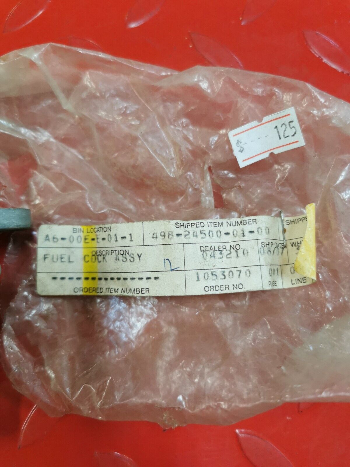 NOS Yamaha FUEL COCK 214-24500-00-00 SUB 214-24500-01-00  498-24500-01-00 Y16