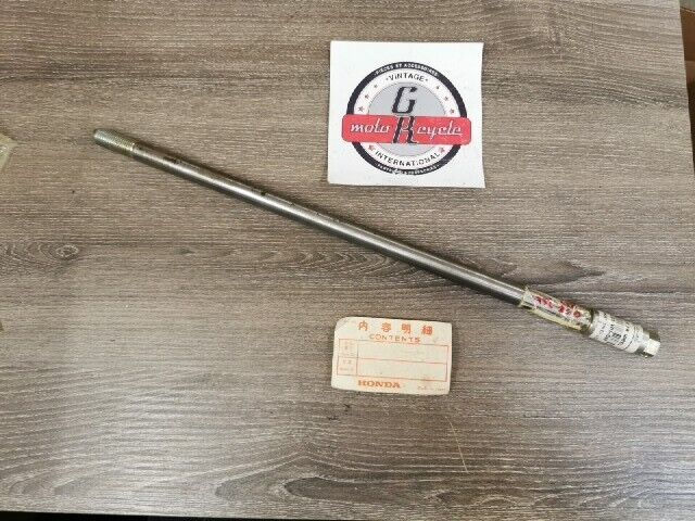 NOS HONDA ATC200M 1985 AXLE FRONT WHEEL 44301-958-010 H88