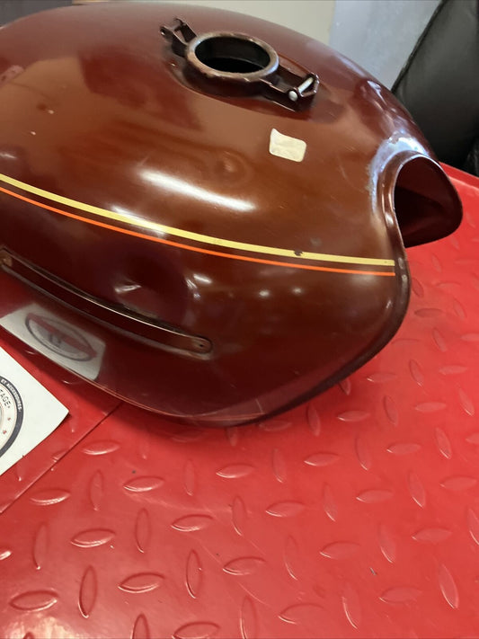 Kawasaki KZ750 1977 Fuel tank gas petrol reservoir 1976 1978 1979