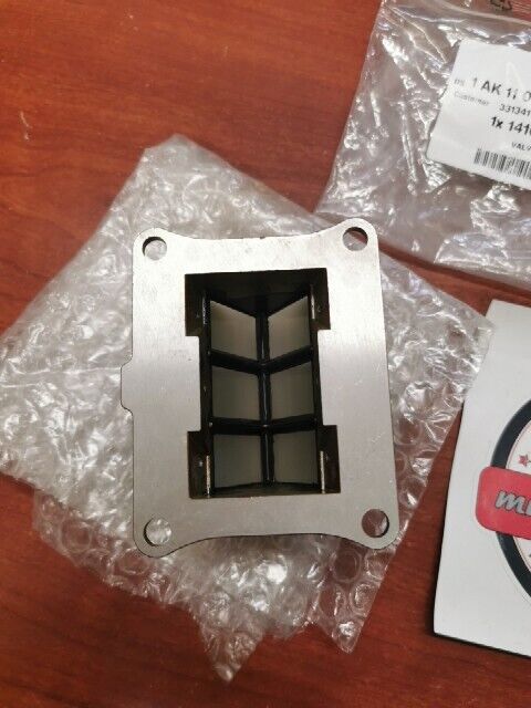 NOS Honda 1990 1991 CR125R REED VALVE 14100-KZ4-700 H80
