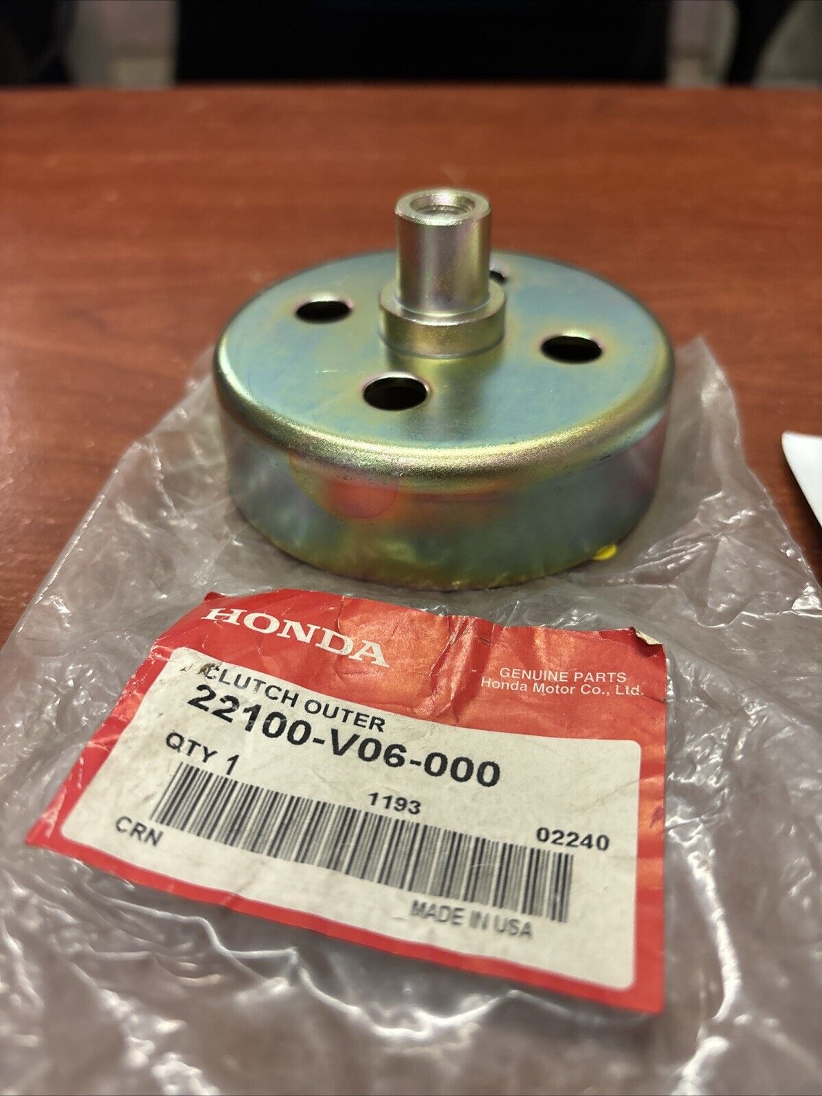 NOS Honda FG100 CLUTCH OUTER 22100-V06-000 H176