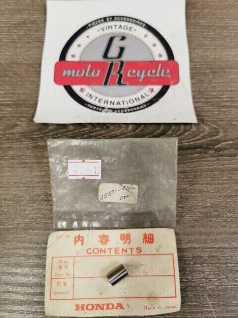 NOS HONDA S90 1964  CA200 1963 GUIDE OIL 25551-030-000 H92