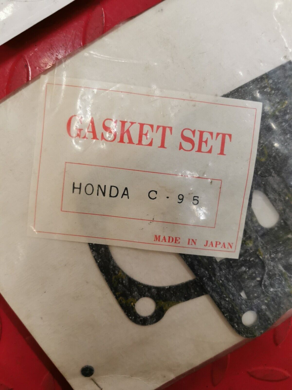 NOS Honda C95 TOP END GASKET KIT H30