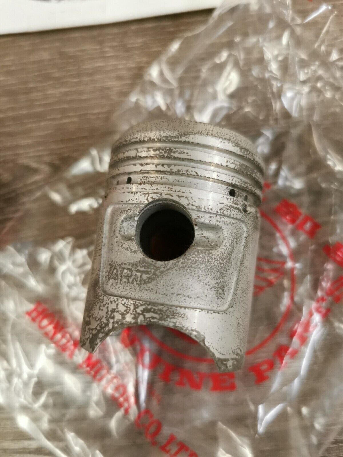 NOS HONDA CA102 CA100  PISTON OS 0.50 13103-001-040 H47