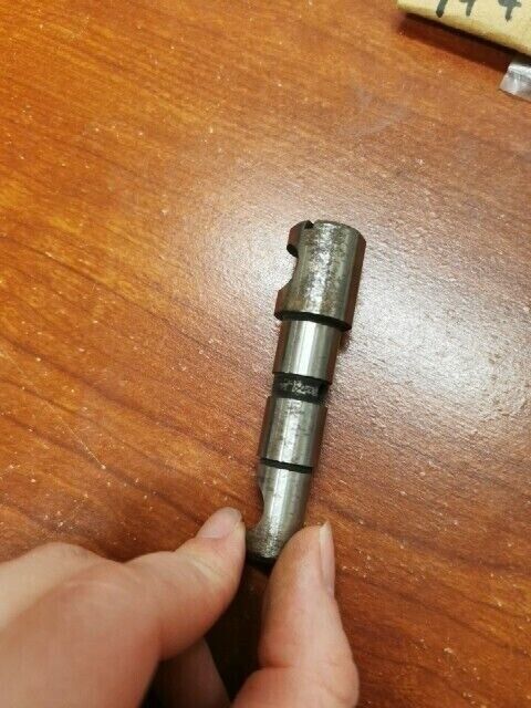 NOS Honda C72 C77 C78 CA72 CA77 CB72 INTAKE ROCKER ARM PIN 14451-259-010 H93