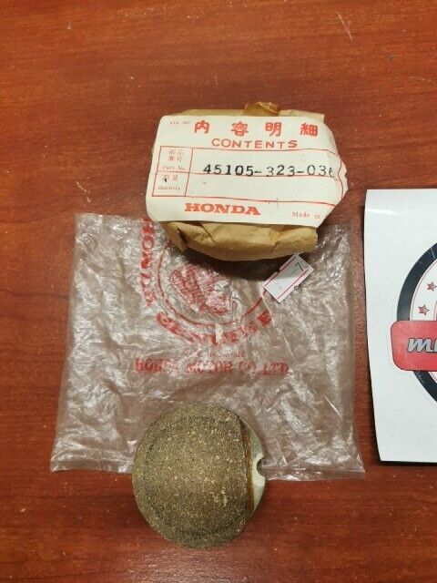 NOS Honda CB250 CB350 BRAKE PAD A 45105-323-036 SUB. 45105-390-003 H68