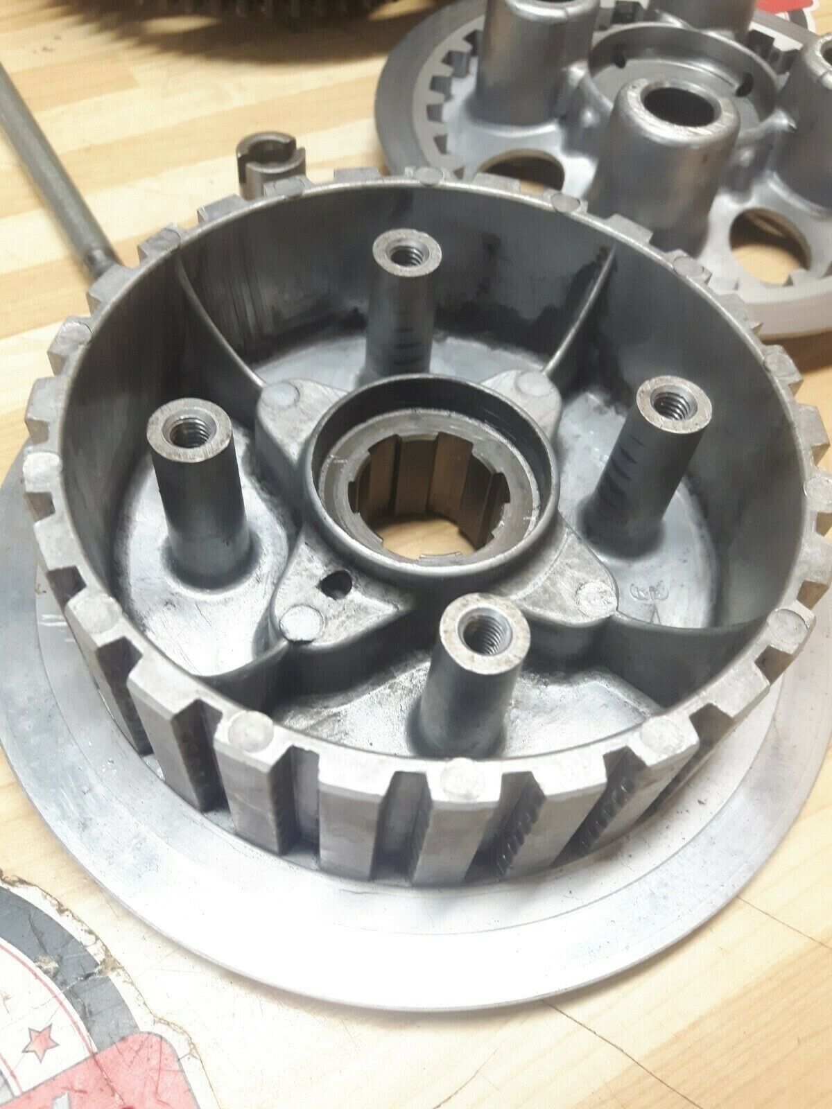 Honda XL250 1974 clutch basker outer center hub pressure plate 22100-356-000