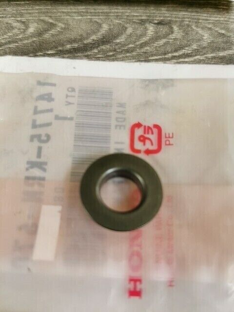 NOS HONDA CRF250R 1981 1982 SEAT SPRING VALVE 14775-KRN-670 H102