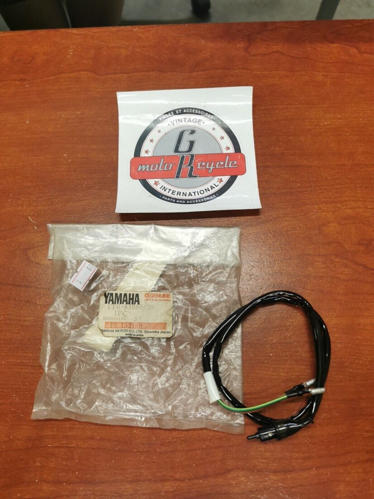 NOS Yamaha FRONT STOP SWITCH ASSY 1T6-83980-30-00 SUB. 395-83980-09-00 Y87