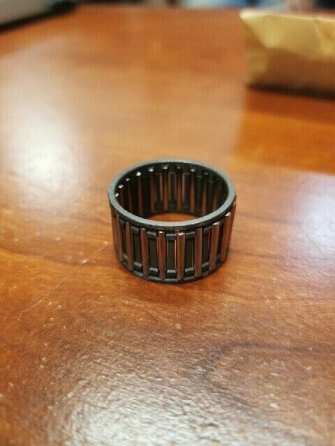 NOS Honda CB400F CR250M NEEDLE BEARING (25X29X17) 91029-357-004 H68