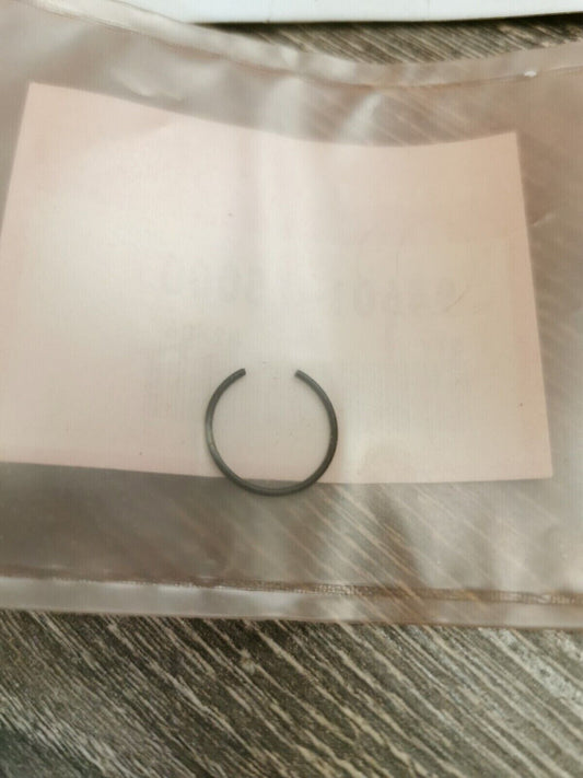 NOS HONDA  VF750 CLIP 94601-15000 H57