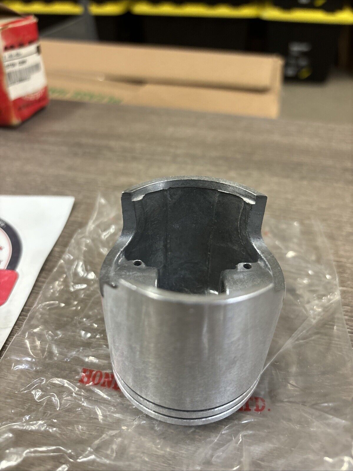 NOS Honda 1974 CR125M PISTON STD 13101-360-810 H136
