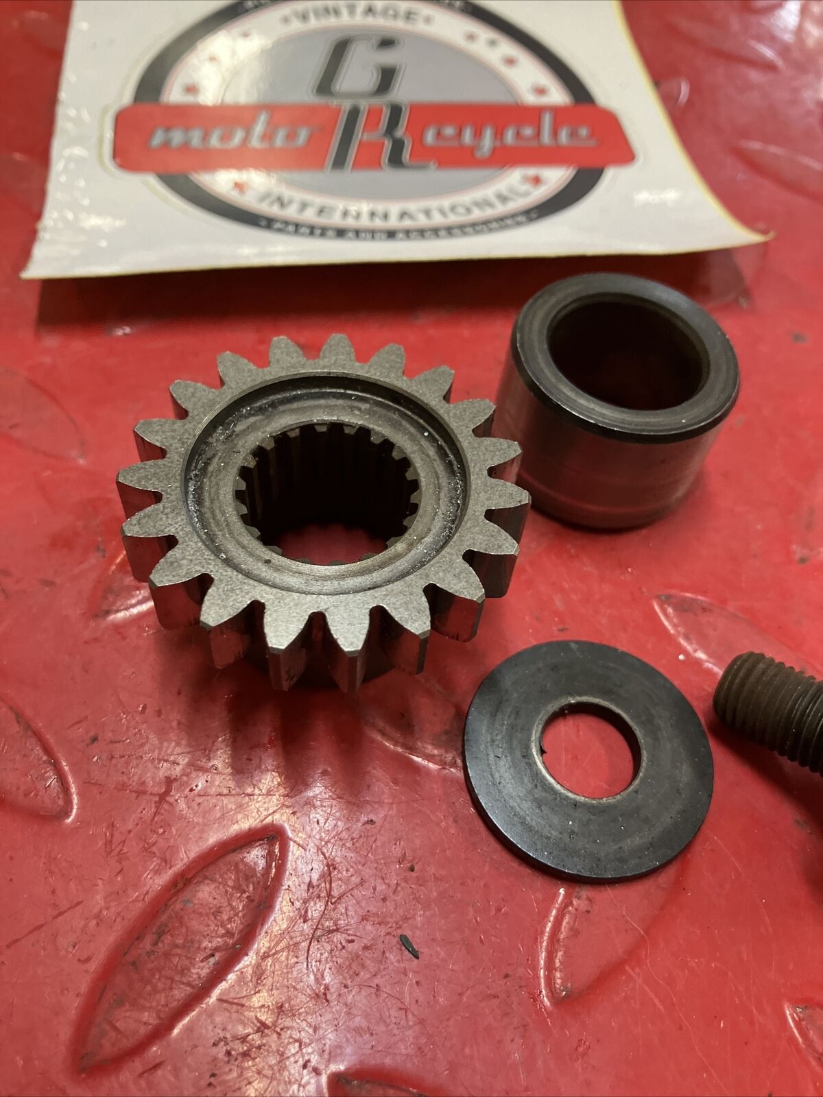 Suzuki RM125 1993 primary drive gear