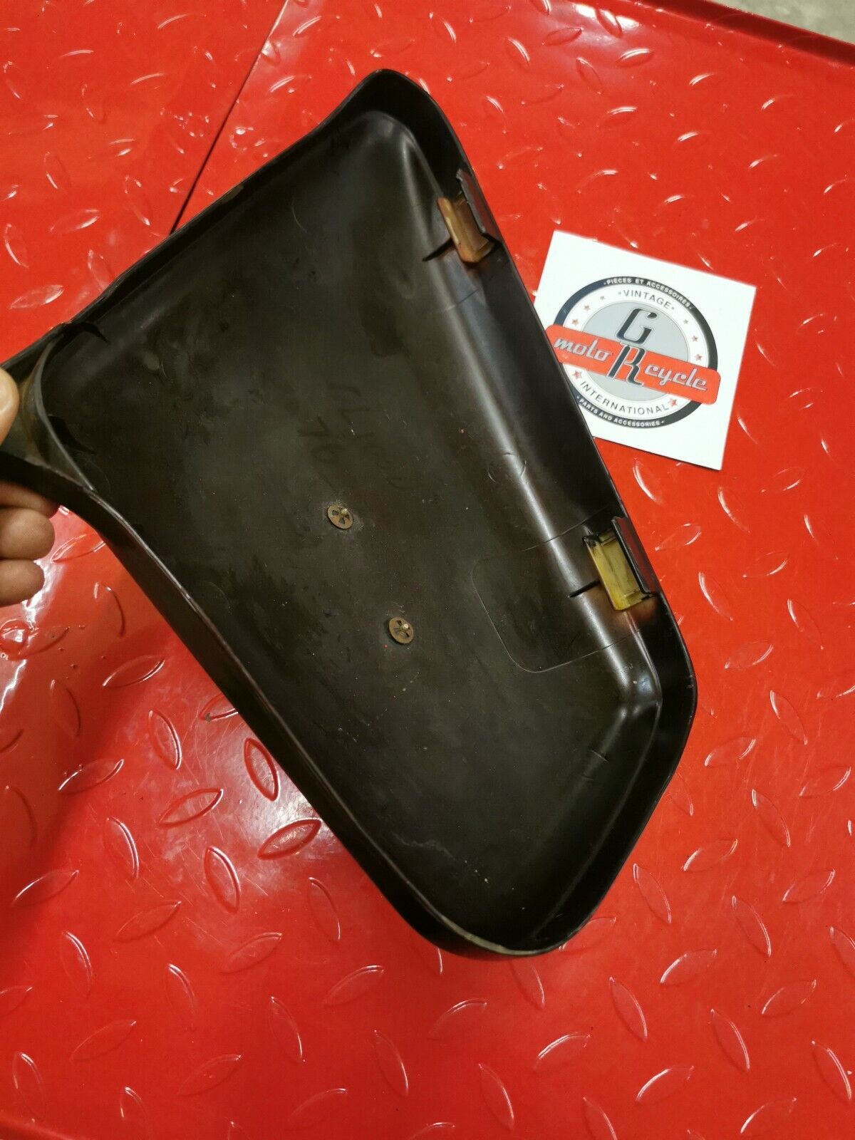 Honda GL1000 1976 goldwing 1000 Gold wing right side cover panel fairing limited