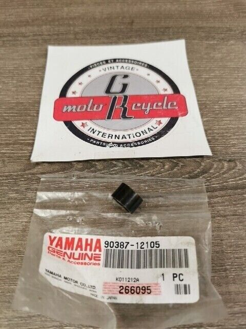 NOS YAMAHA ET300C ET250B PZ480K PZ480J ET340K COLLAR 90387-12105-00 Y108