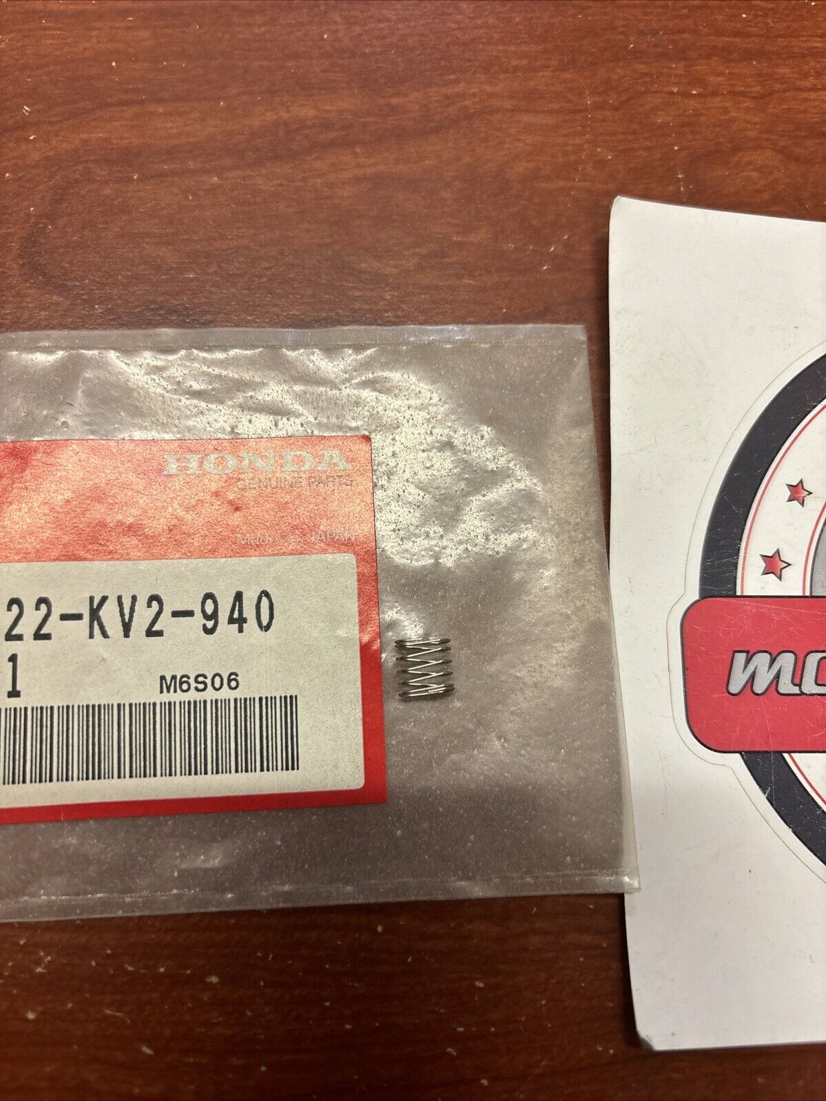 NOS Honda CB400SS TRX400EX XR250 R XR400R ROLLER SPRING 14122-KV2-940 H141