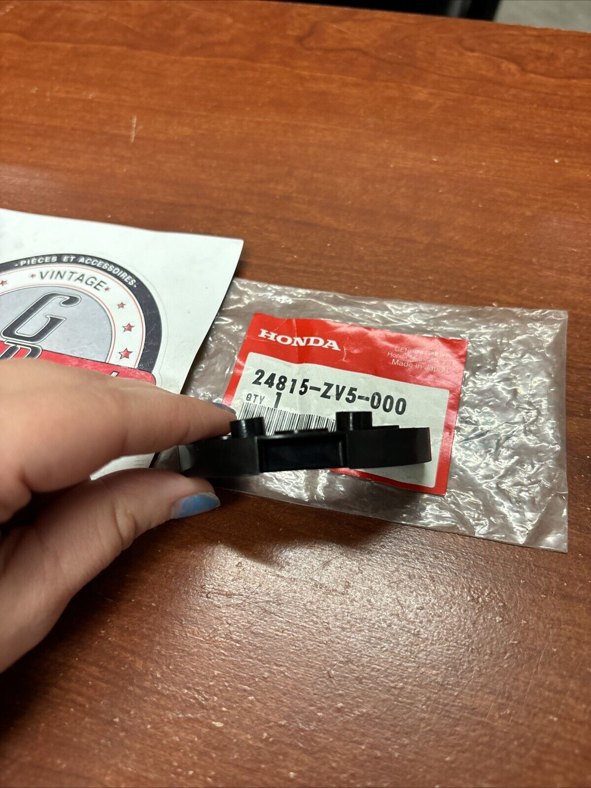 NOS Honda BF25 BF30 BF40 BF45 BF50 NEUTRAL LOCK BLOCK 24815-ZV5-000 SUB H180