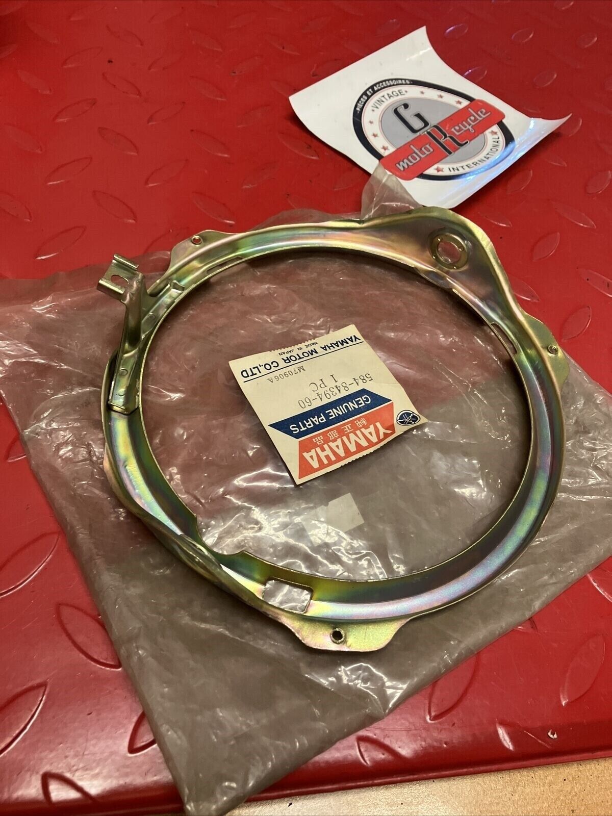 NOS YAMAHA HEADLIGHT MOUNTING RIM SUB BY 584-84330-61-93 / 447-84394-69-00 Y59