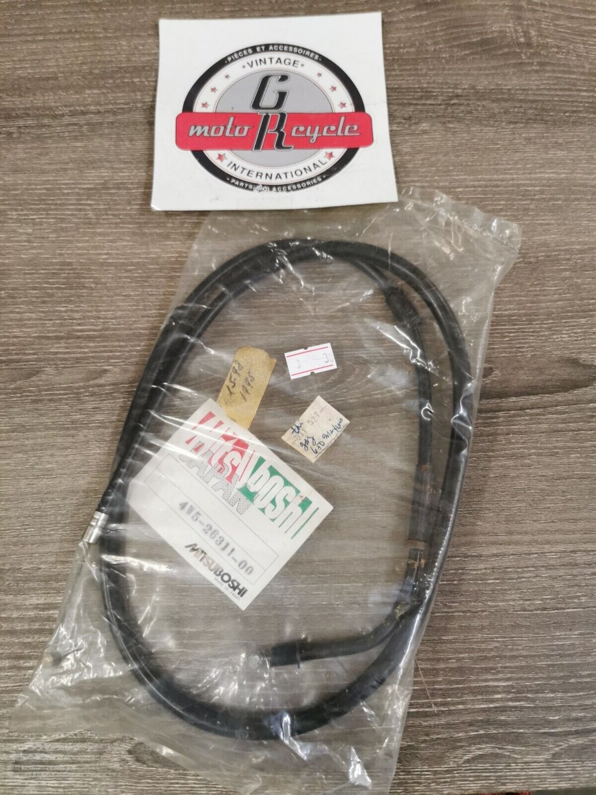 NOS MITSUBOSHI Yamaha Cable Throttle 4W5-26311-00-00 SUB 5L8-26311-00-00 J30