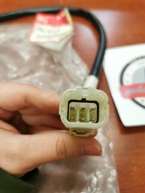 NOS Honda TRX400FW INDICATOR SOCKET 37650-HM7-000 SUB 37600-HM7-000 H104