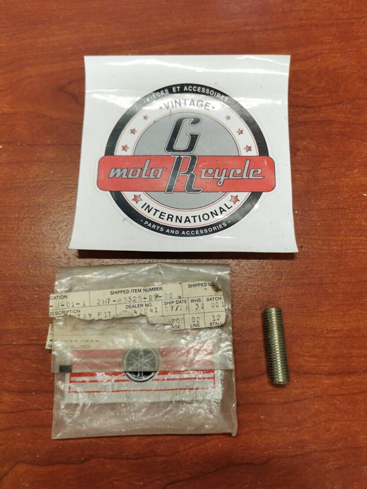 NOS YAMAHA XJ650 XS1100 FLASHER STAY FITTING BOLT 2H7-83325-00-00 Y72
