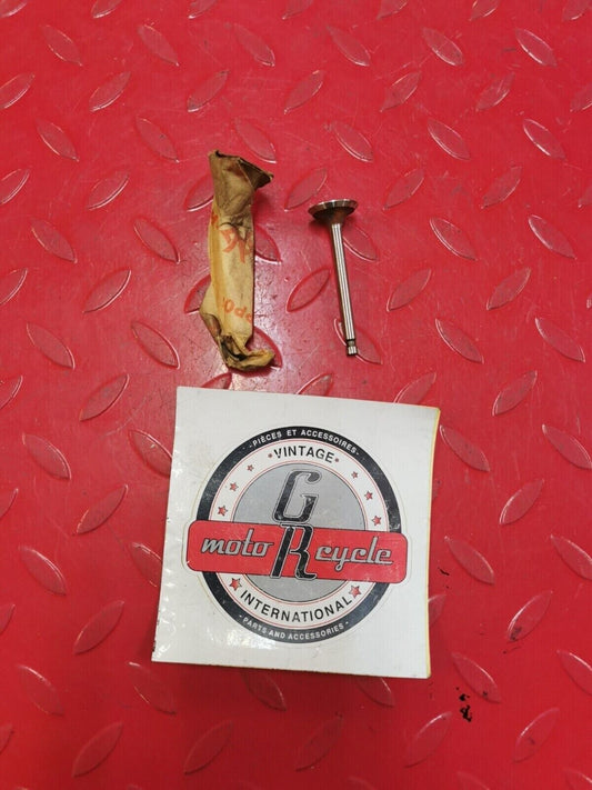 NOS Honda CS90 S90 CL90 CD90 VALVE, EXHAUST 14721-028-000 H25