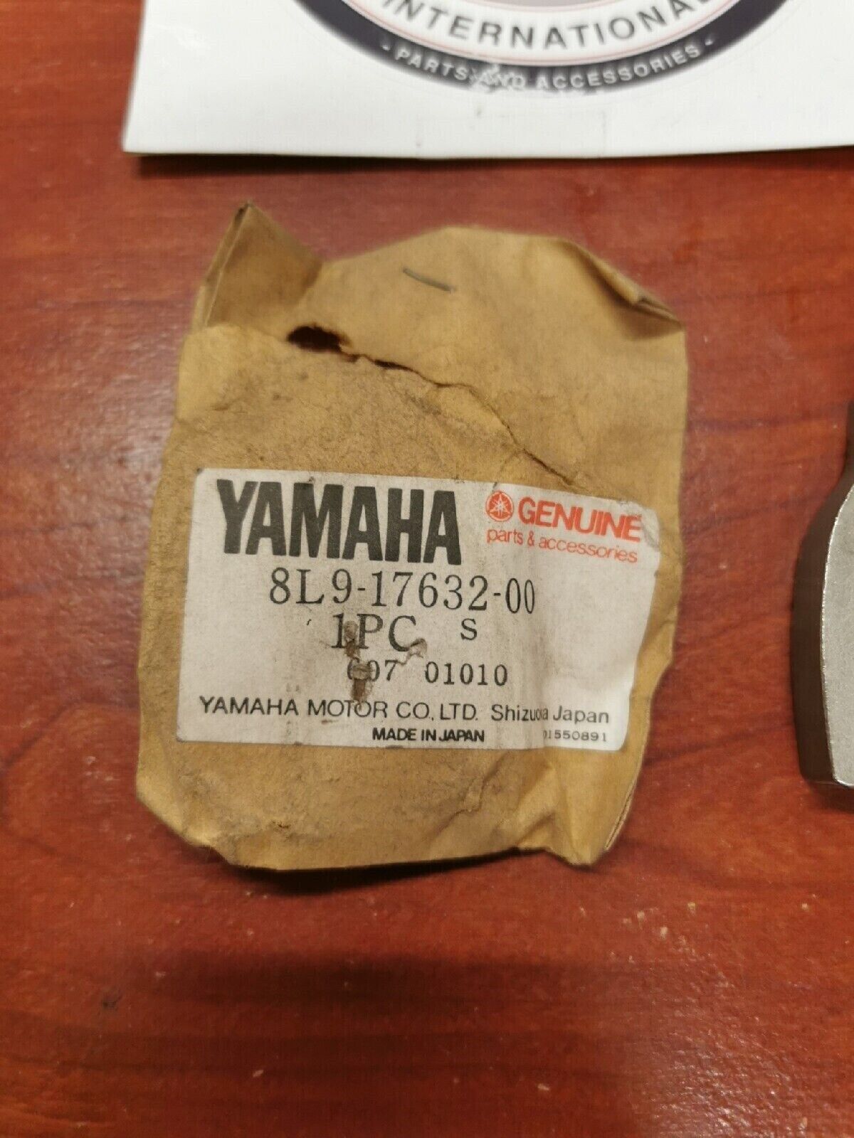 NOS Yamaha 1980 SR540D CLUTCH WEIGHT 8L9-17632-00-00 Y69