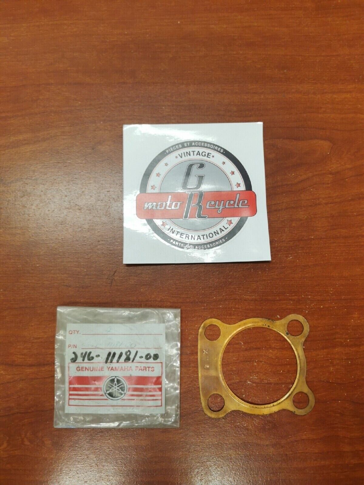 NOS Yamaha 1969 1970 DS6 CYLINDER HEAD GASKET 246-11181-00-00 Y76