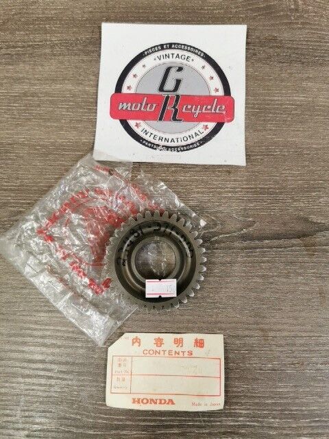 NOS HONDA GL1000 Goldwing 1976 - 1979  MAIN SHAFT GEAR 23481-371-000 H76