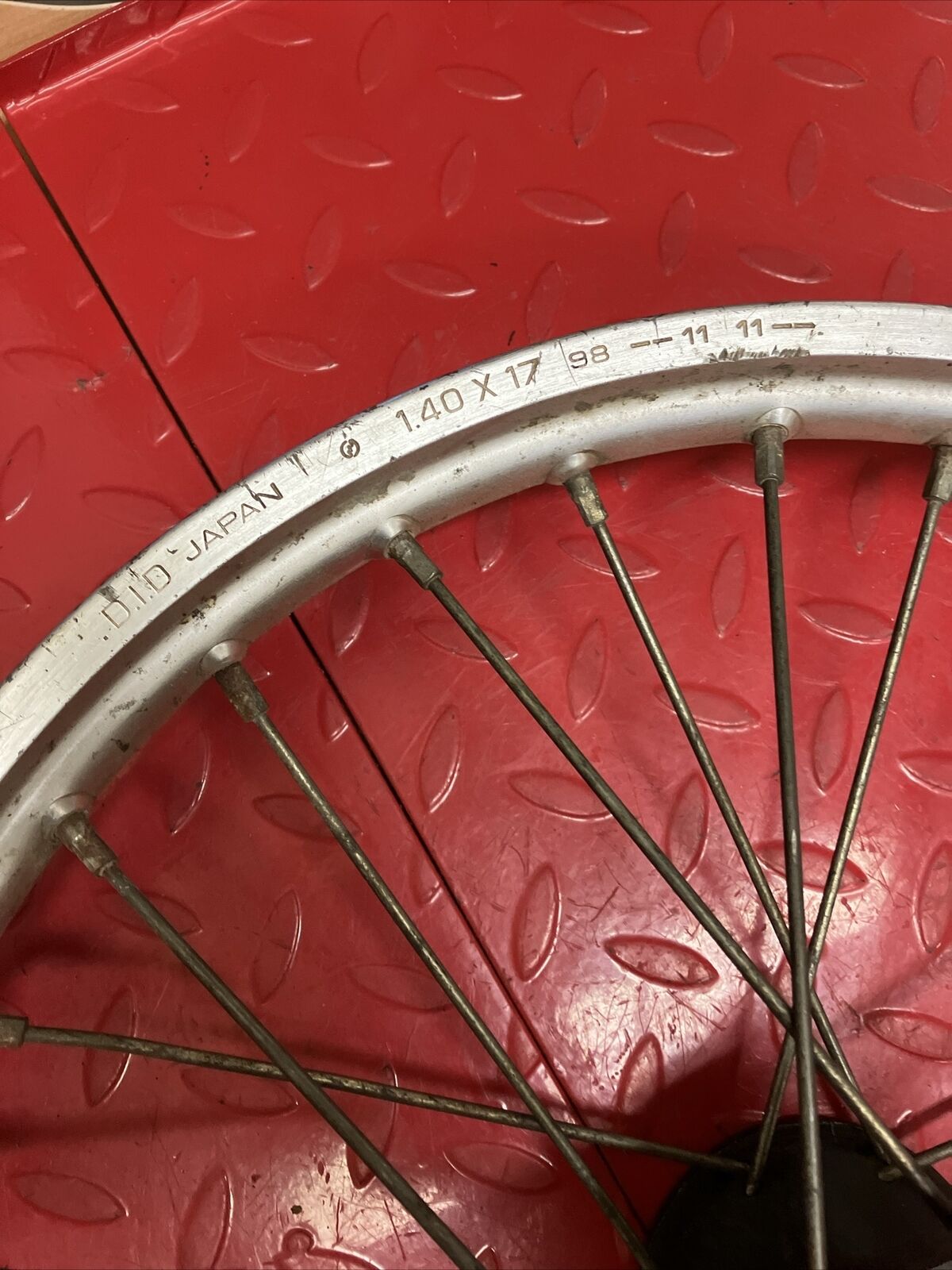 Honda CR80R 1987 Front wheel hub rim 1986 - 1995