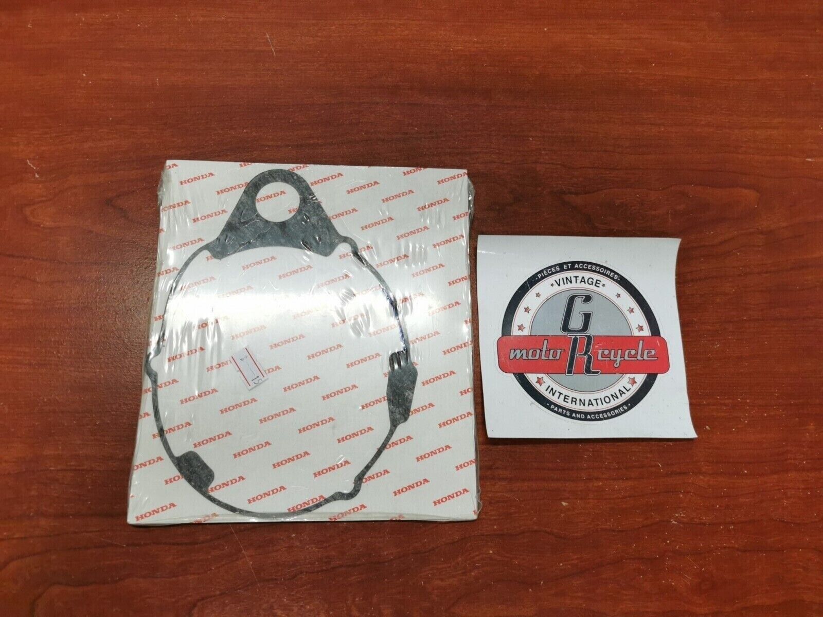 NOS Honda CB750 CB900 CB1000 CB1100 ALTERNATOR COVER GASKET 11691-425-010 H67