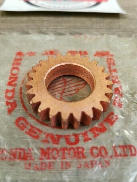 NOS HONDA S65 1965 PINION KICK STARTER 28211-035-000 H79