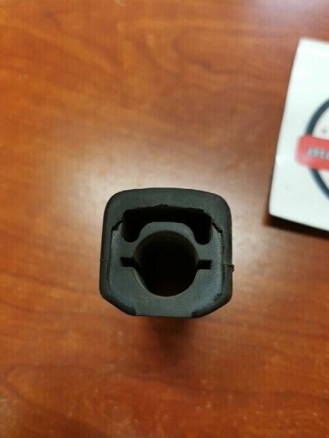 NOS Honda CB1100F CB750SC CB700SC CB650 PILLION FOOTPEG RUBBER 50715-MJ1-000 H99