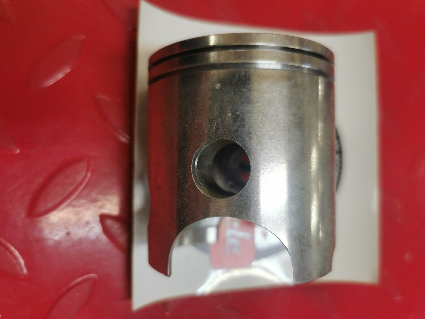 NOS Yamaha RD400 PISTON 1 O/S 0.25 1A1-11635-00-00 Y17