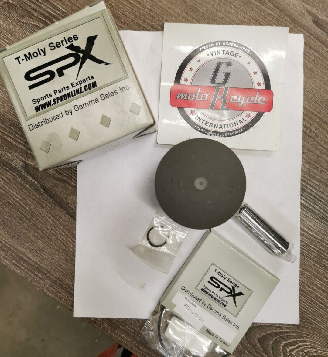 NOS SPX Yamaha PZ500C VT500XLD PZ500D  PISTON 0.25MM Kit 09-813-01 J33