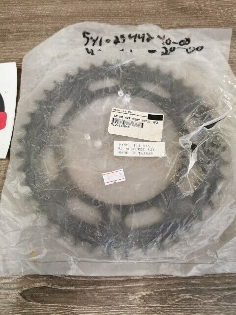 NOS YAMAHA XT600SC REAR SPROCKET 42T 5Y1-25442-20-00 5Y1-25442-10-00  j55