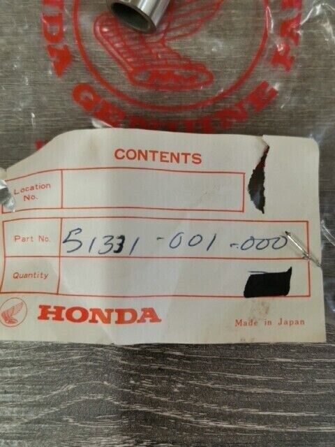 NOS HONDA C100 C102 C105 C105T C115 C200 COLLAR FRONT ARM 51331-001-000 H95