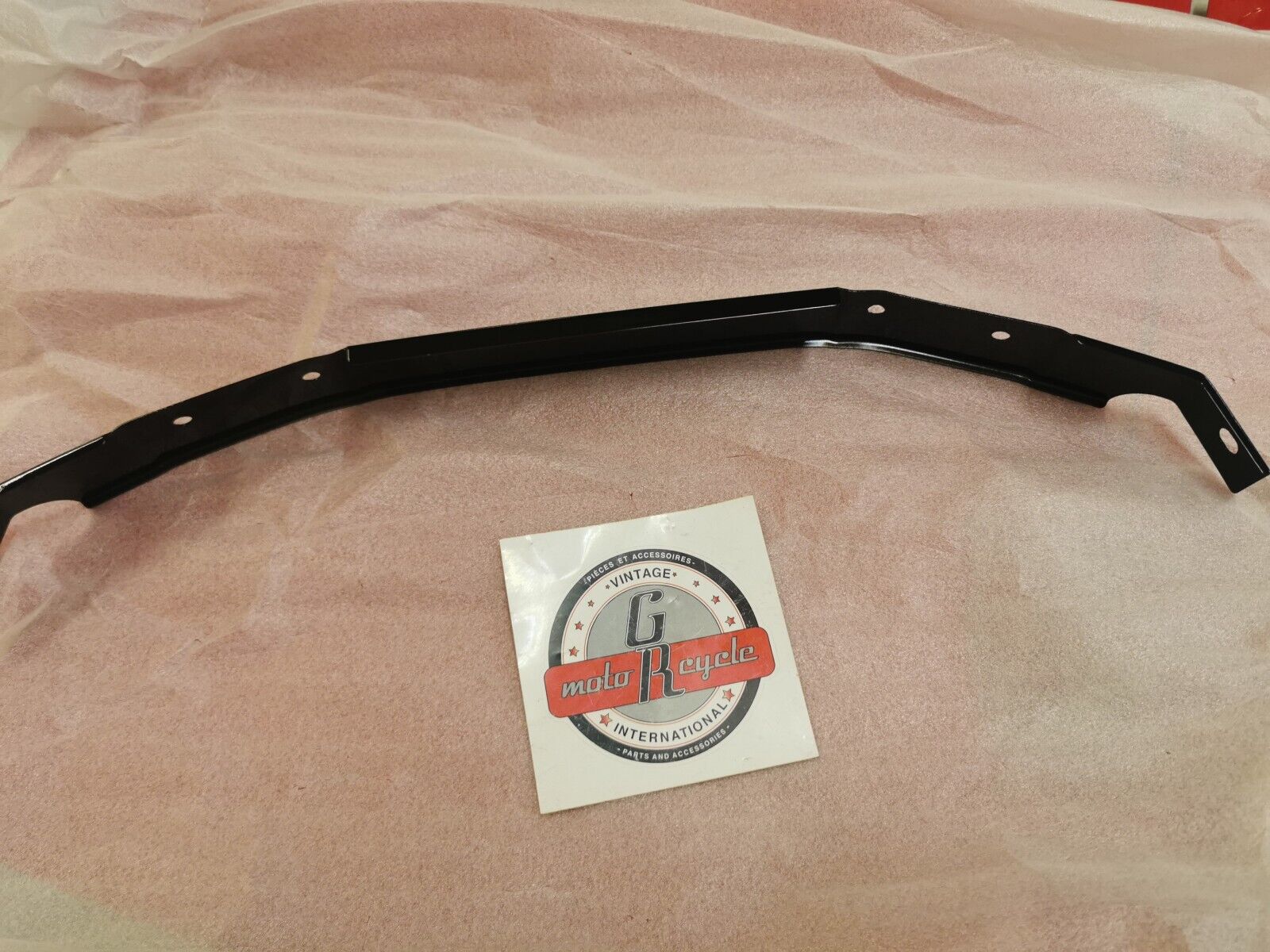 NOS YAMAHA EC540 1979 1980 FRAME 1 RNFCMNT 8H8-21986-00-00 Y14