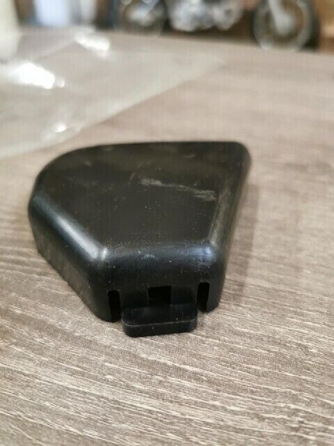 NOS YAMAHA XS360C 1976 XS360 1977 COVER SIDE 4 1L9-21741-00-00 Y155