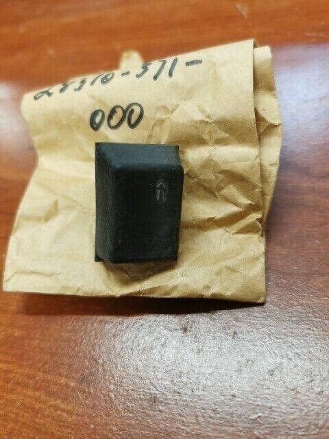 NOS Honda GL1000 K1 K2 LTD KICK STARTER STOP RUBBER 28310-371-000 H75