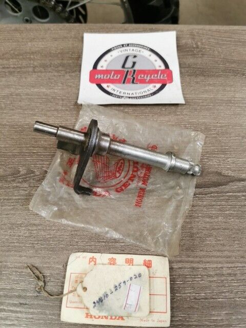 NOS HONDA C72 C77 C78 1960 - 1964 CA72 1960 1961 SPINDLE SHIFT 24610-259-020 H89