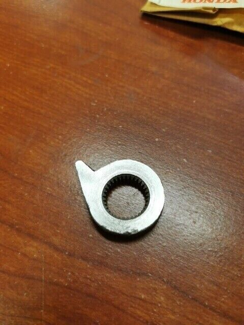 NOS Honda XL175 K0 - K5 KICK STARTER RETAINER 28258-362-000 H90