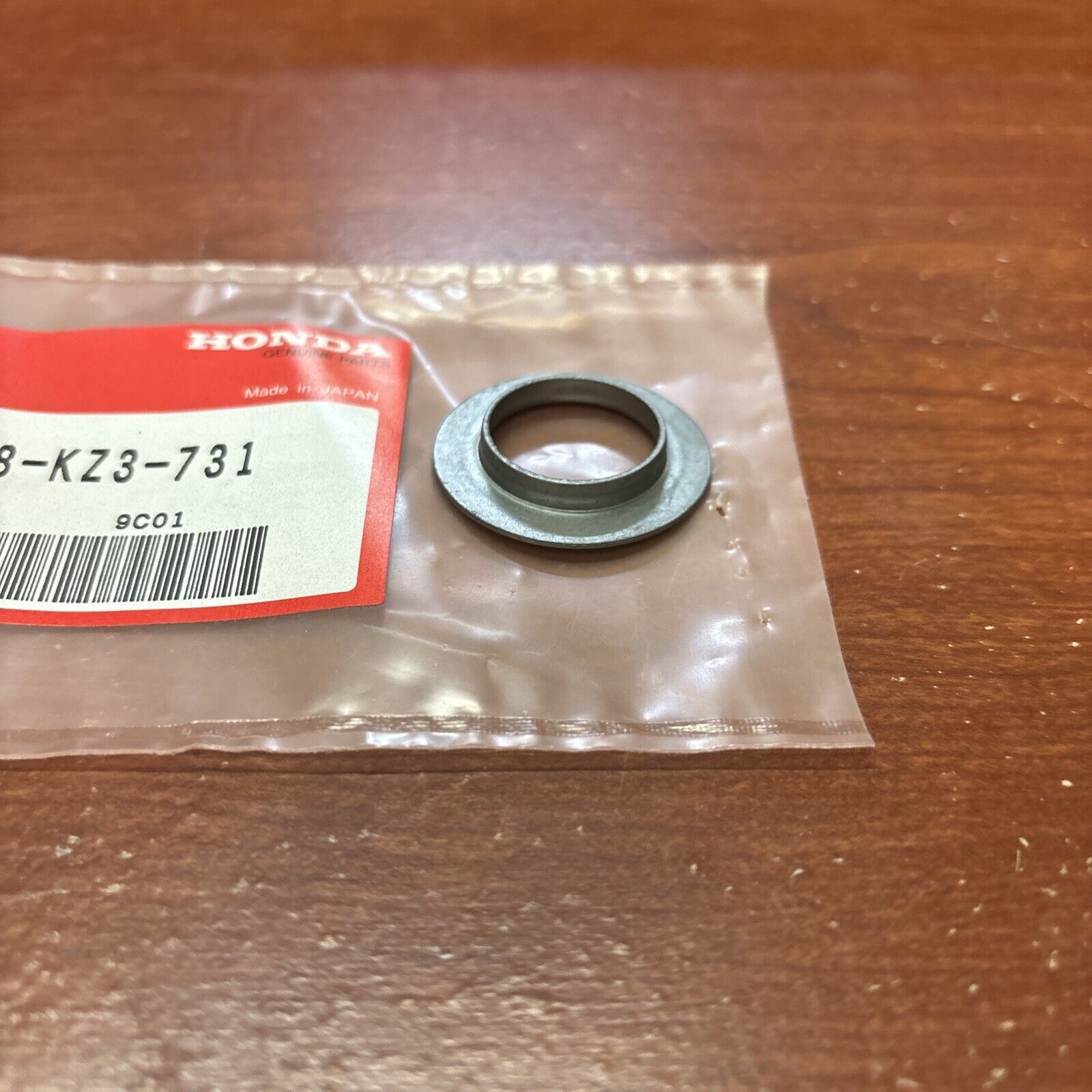 NOS Honda CR125R CR250R CR500R SPRING SEAT 51408-KZ3-731 H150