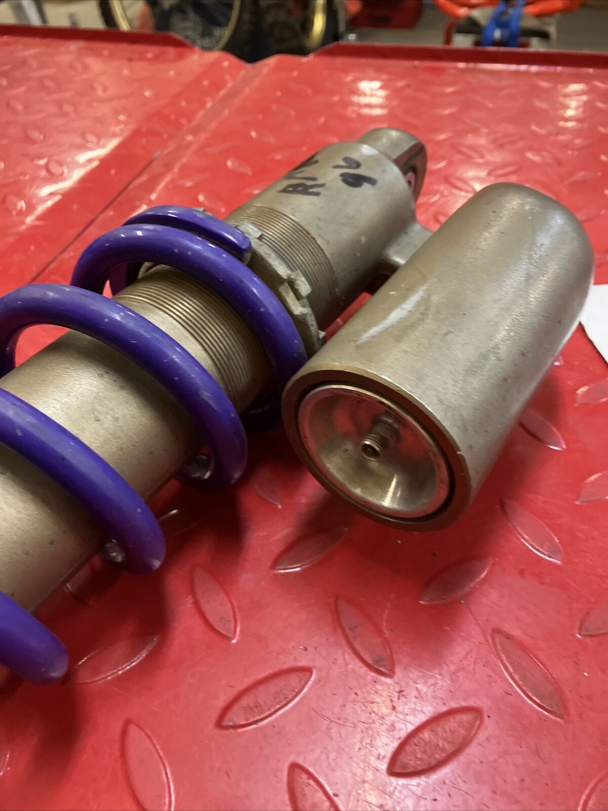 Suzuki RM125 1996 rear shock absorber damper cushion SH1