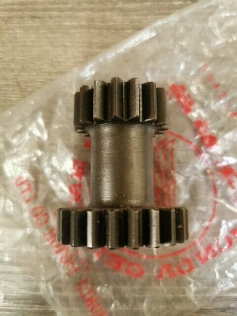 NOS HONDA CT90 1966 - 1979  Gear Sub Counter 23910-053-000 H76