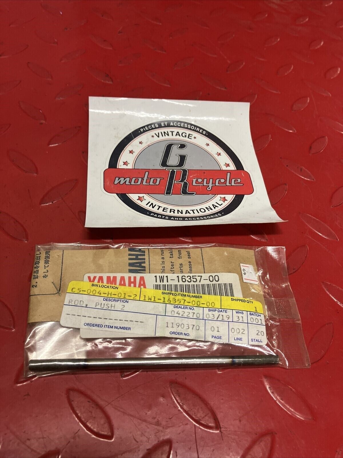 NOS YAMAHA CLUTCH PUSH ROD 1W1-16357-00-00 Y66